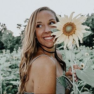 Meet your Posher, Maddie